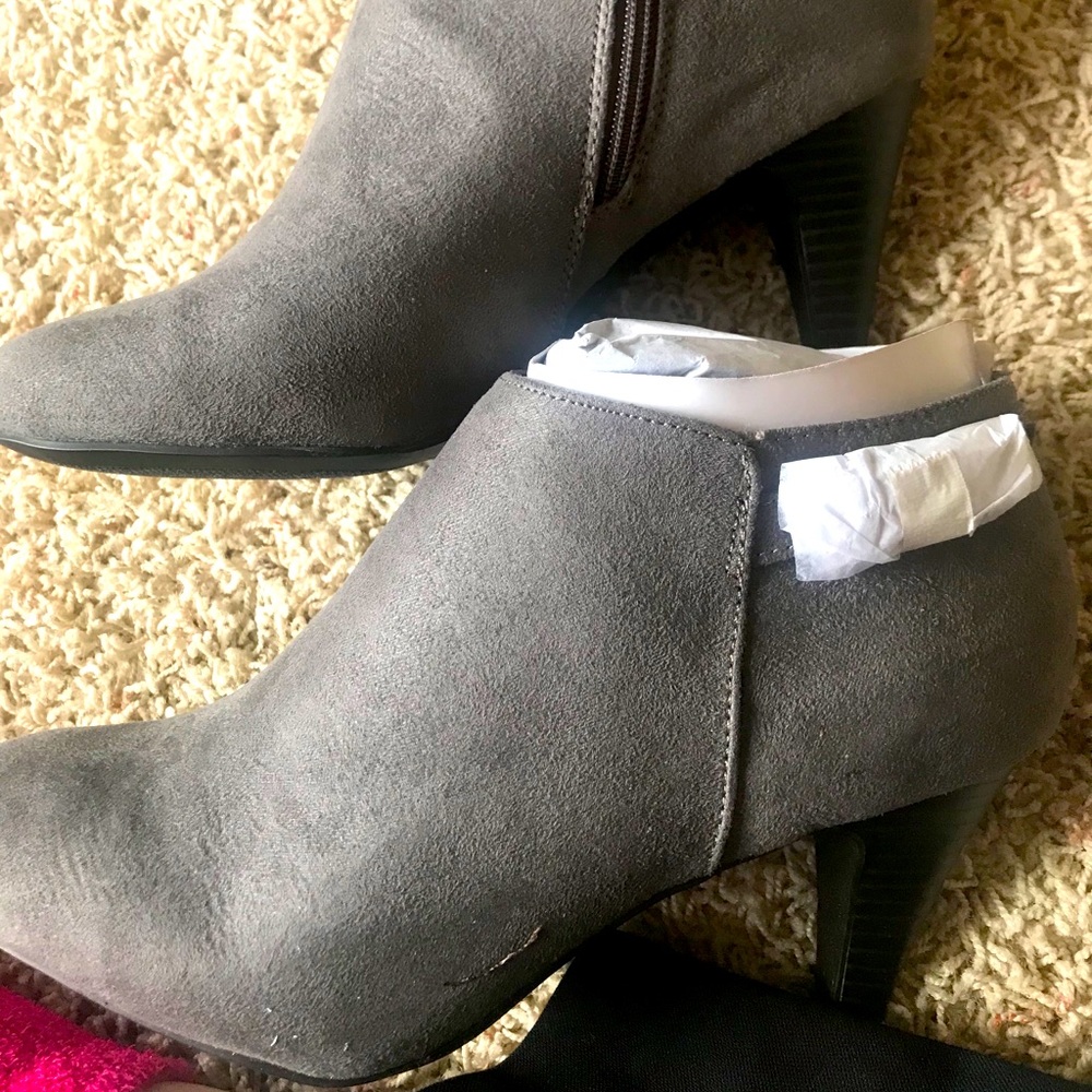 Women’s grey suede booties